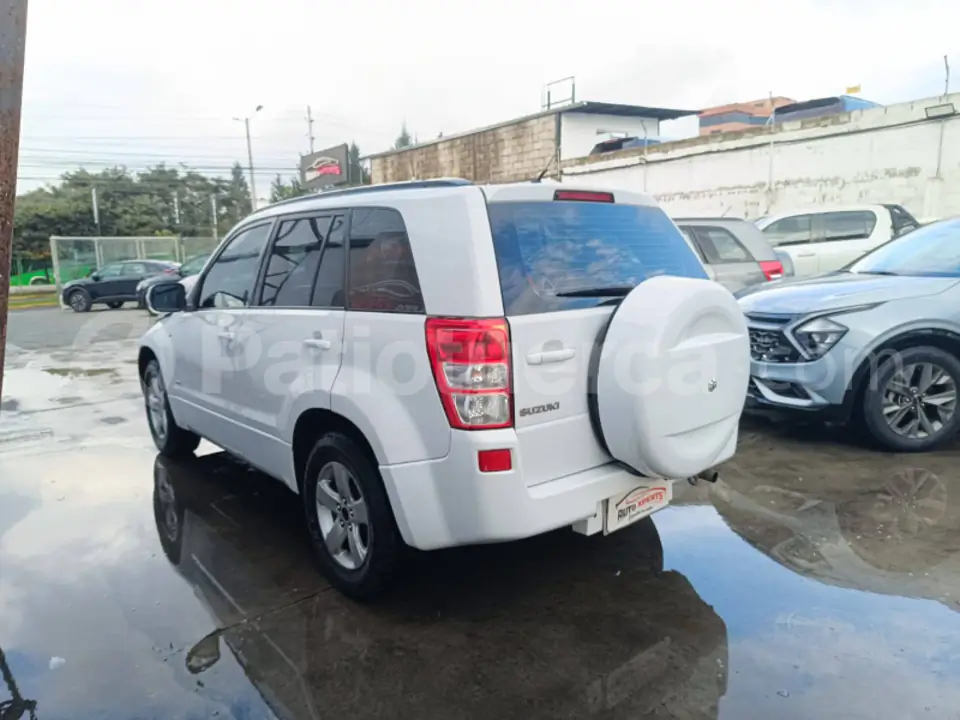 Foto 11 de Suzuki Grand Vitara SZ