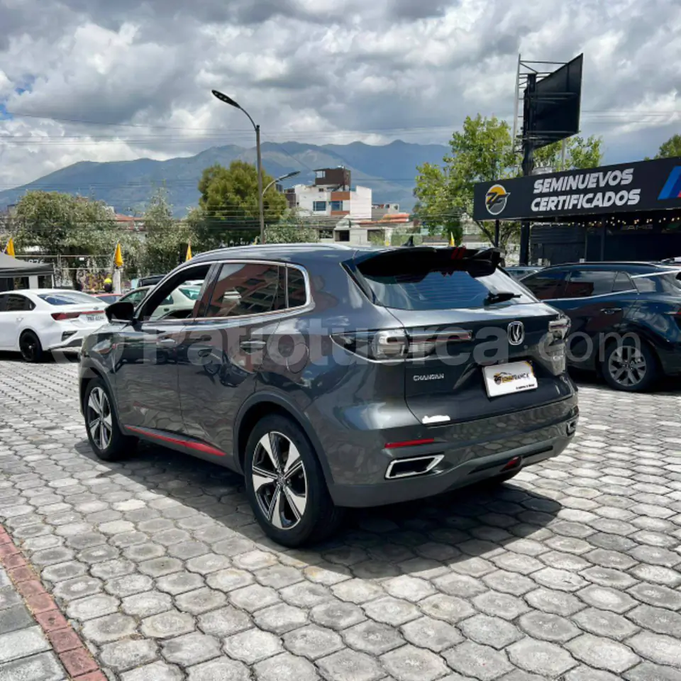 Foto 9 de Changan CS55 Plus