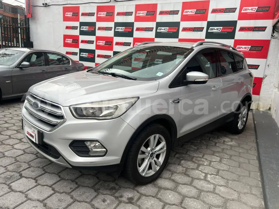 Foto 1 de Ford Escape Trend