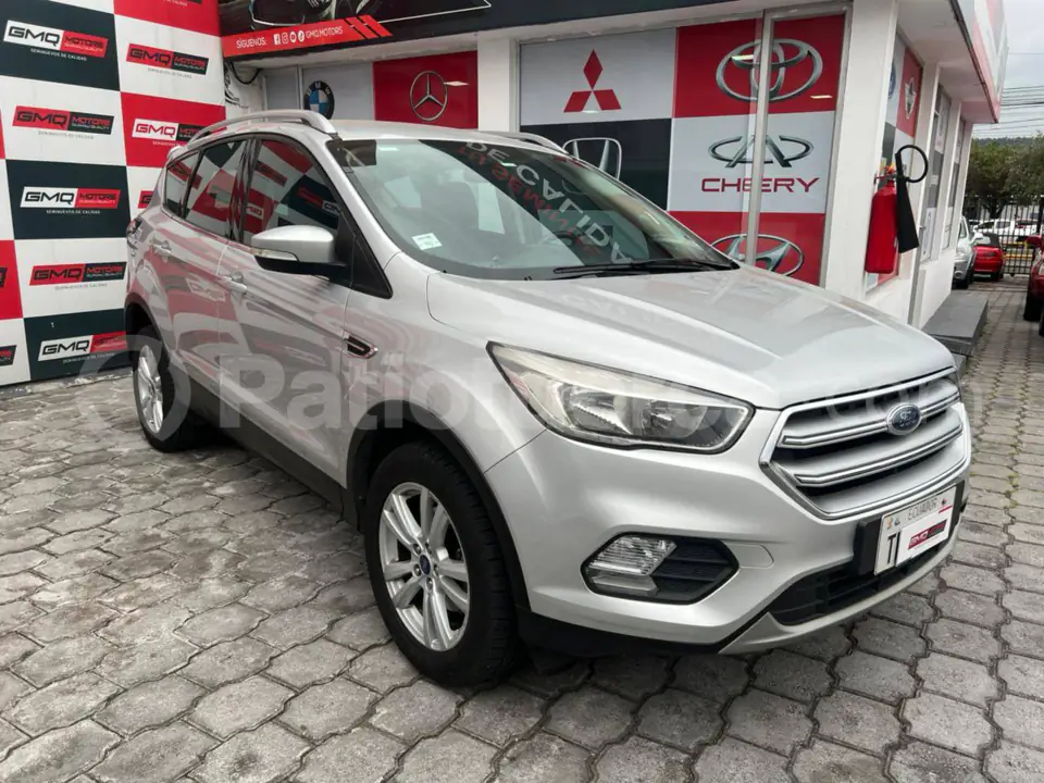 Foto 3 de Ford Escape Trend