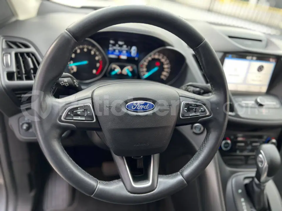 Foto 8 de Ford Escape