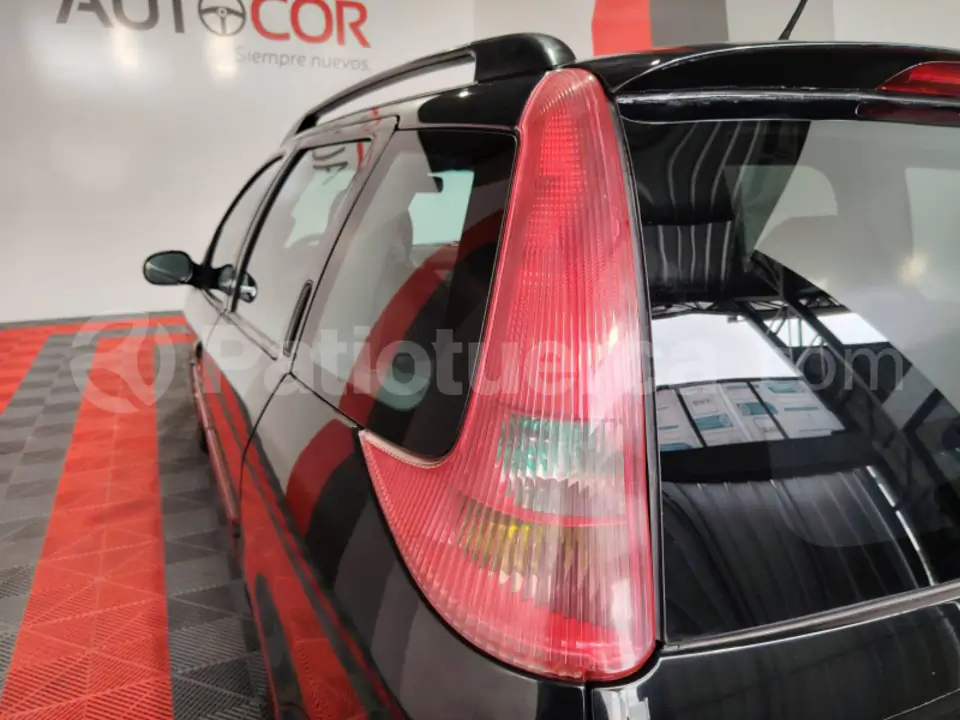 Foto 27 de Peugeot 206 SW