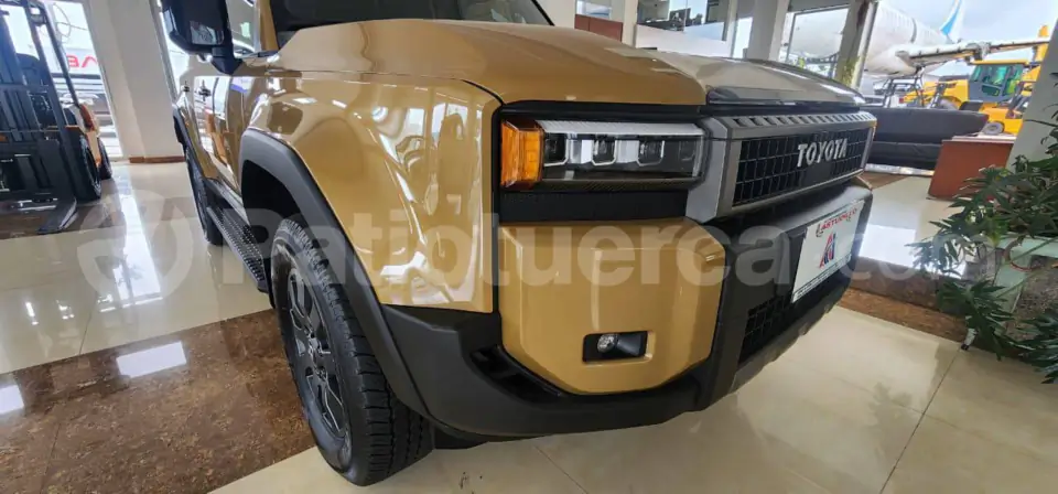 Foto 3 de Toyota Land Cruiser Prado