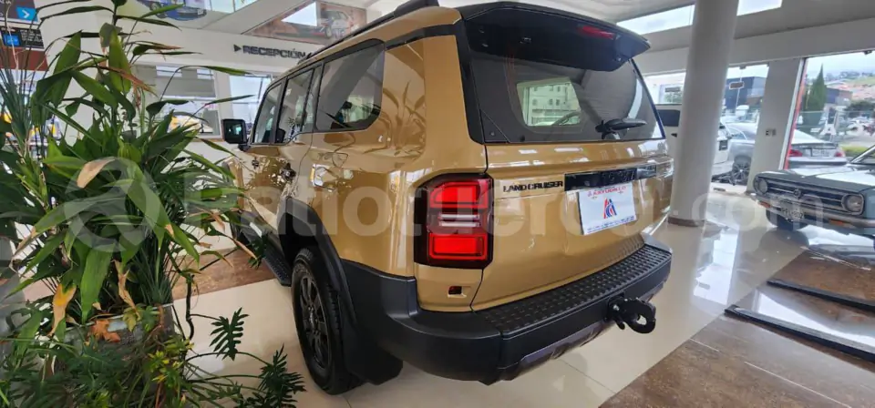 Foto 5 de Toyota Land Cruiser Prado