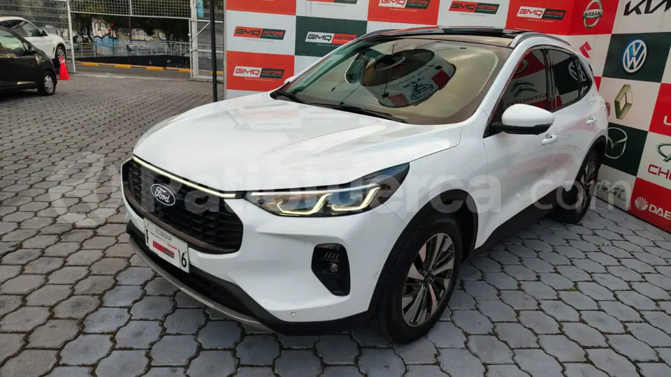 Foto 2 de Ford Escape Titanium