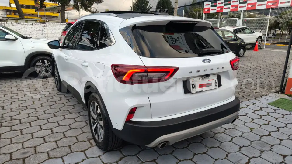 Foto 8 de Ford Escape Titanium