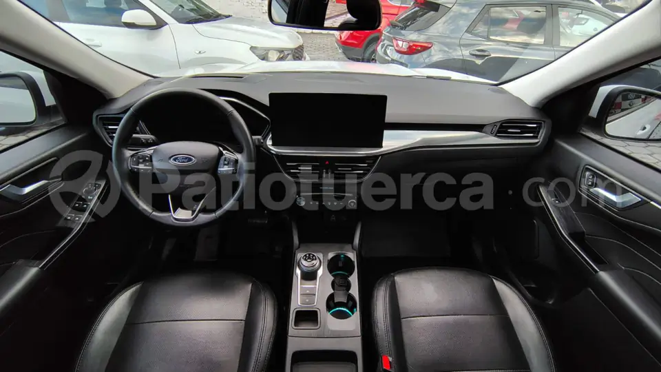 Foto 9 de Ford Escape Titanium