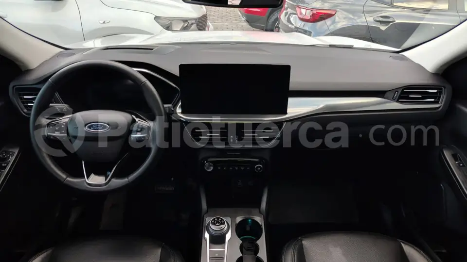 Foto 14 de Ford Escape Titanium