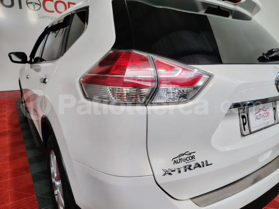 Foto 7 de Nissan XTRAIL SENSE