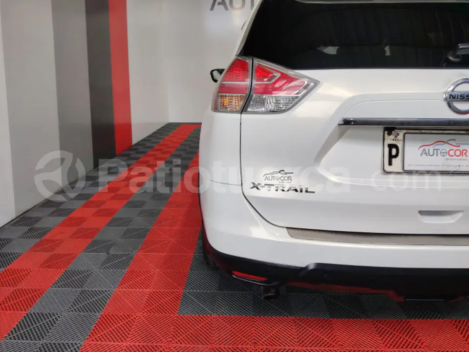 Foto 9 de Nissan XTRAIL SENSE