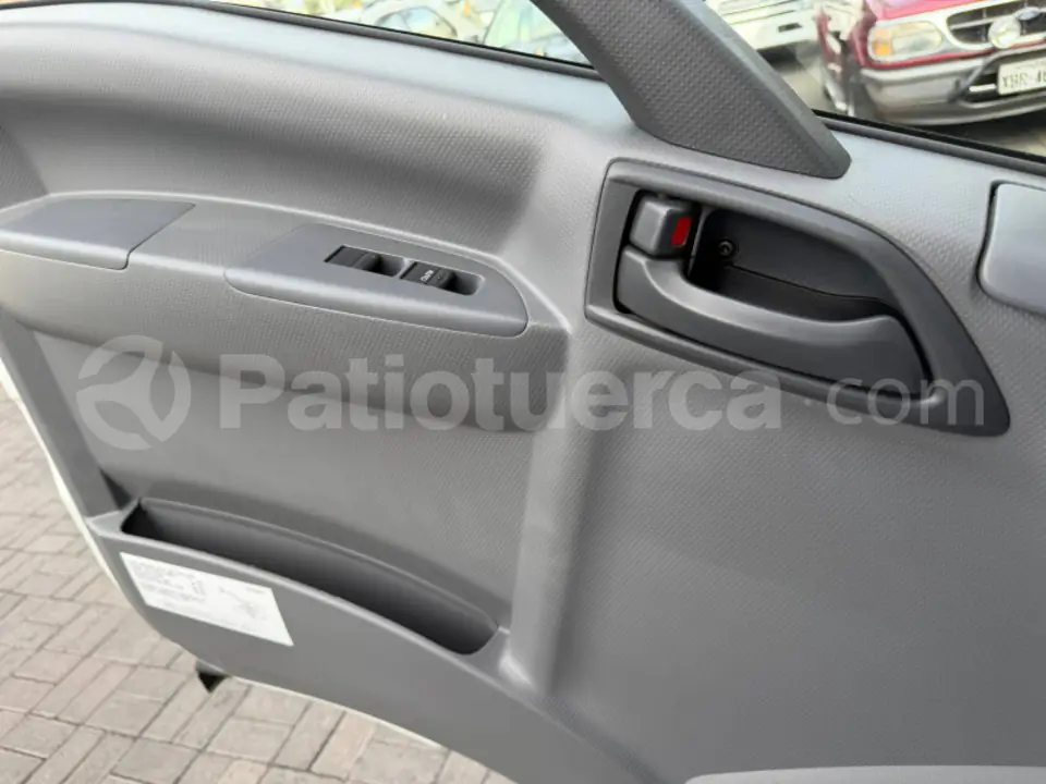 Foto 11 de Chevrolet NLR 511