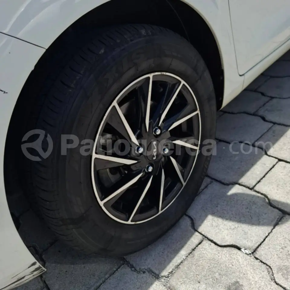 Foto 5 de Kia PICANTO EX