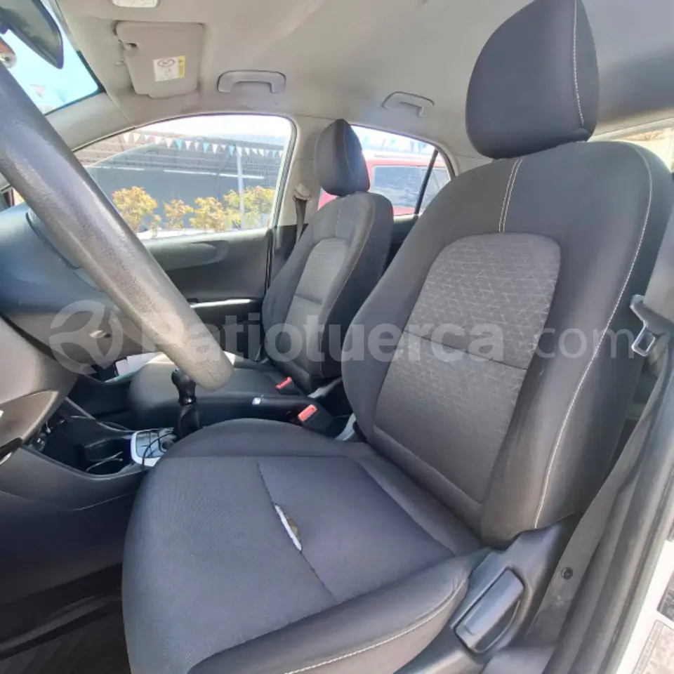 Foto 11 de Kia PICANTO EX