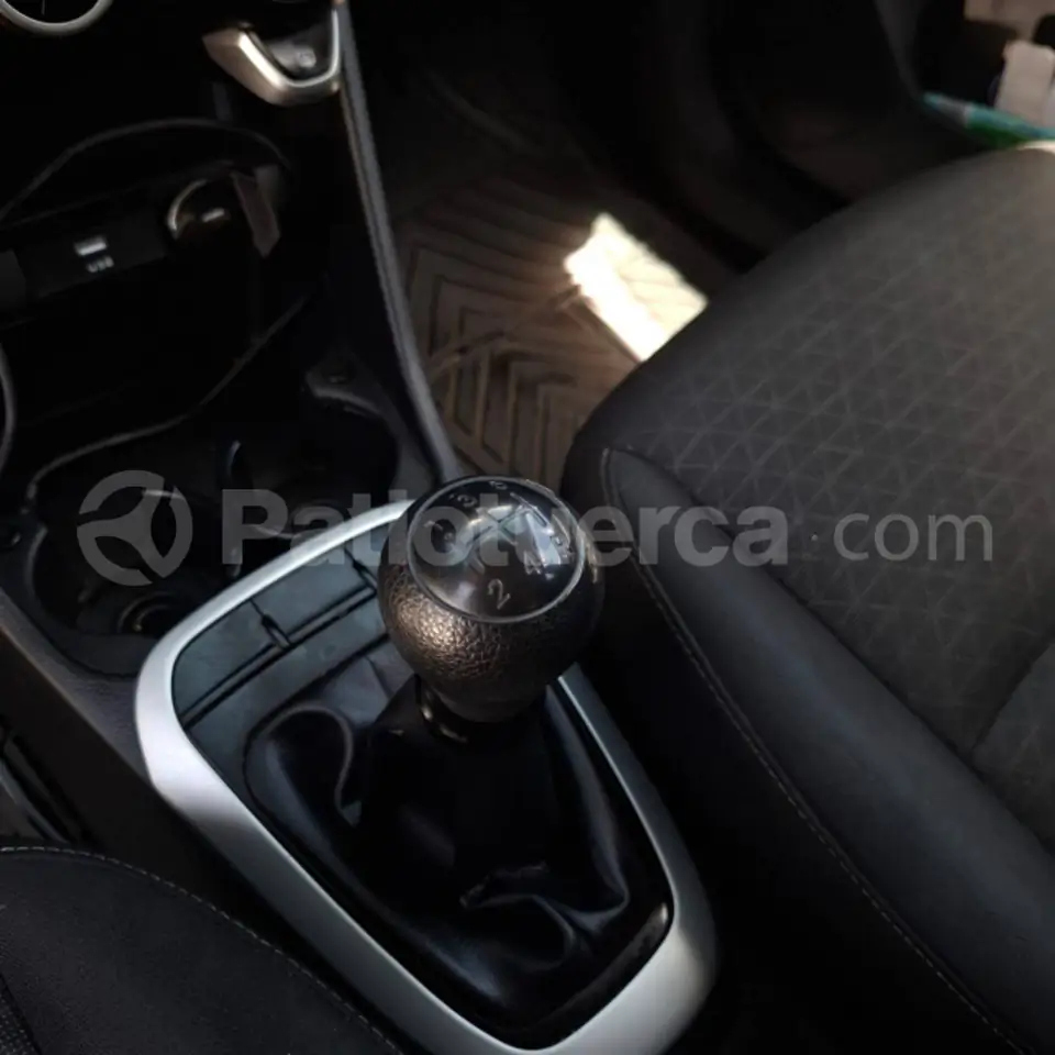 Foto 12 de Kia PICANTO EX