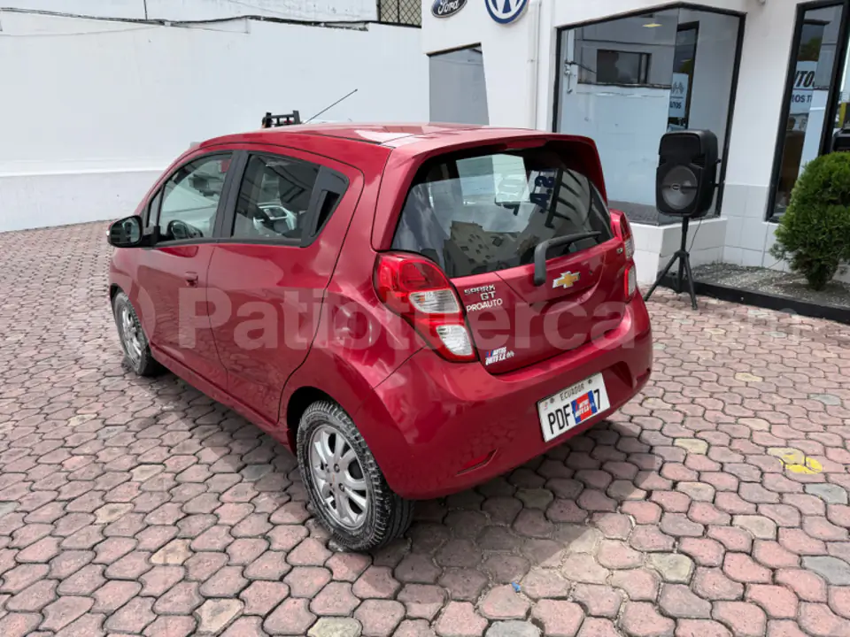 Foto 3 de Chevrolet Spark GT LTZ