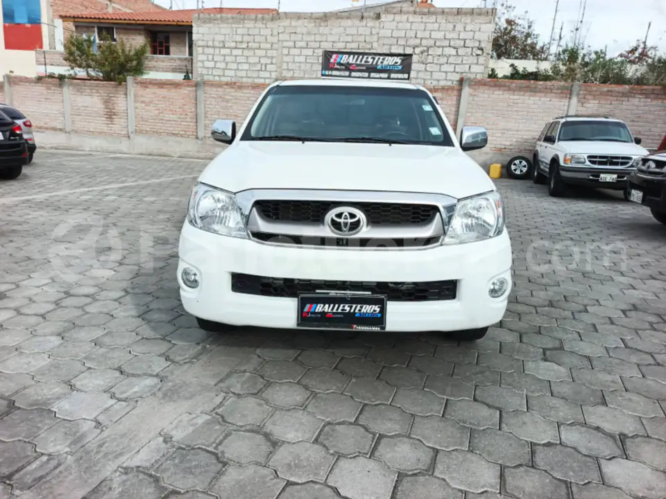 Foto 2 de Toyota Hilux CS 4x2