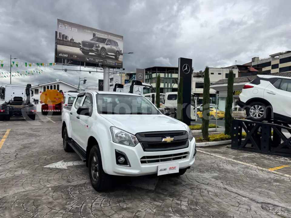 Foto 3 de Chevrolet D-MAX HI RIDE CRDI