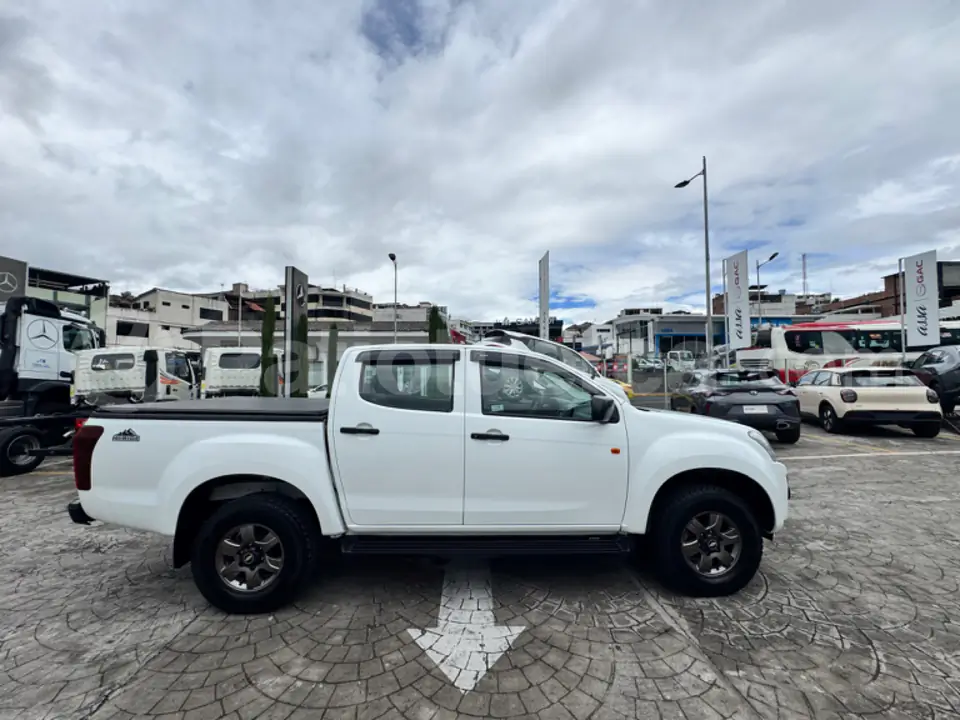 Foto 4 de Chevrolet D-MAX HI RIDE CRDI