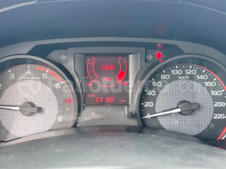 Foto 14 de Chevrolet D-MAX HI RIDE CRDI