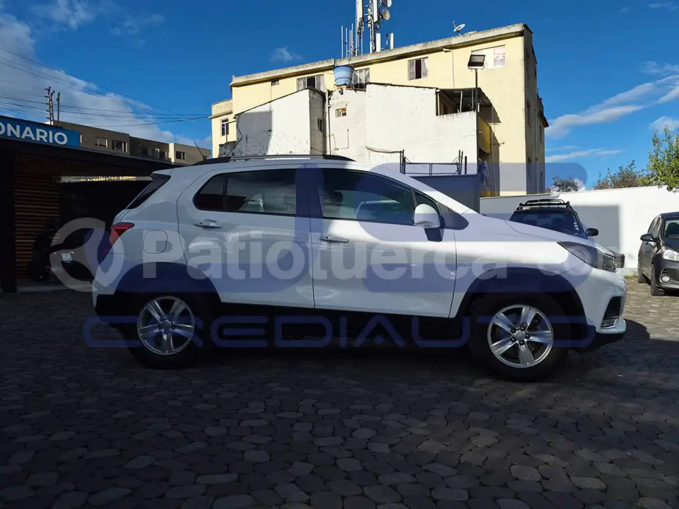 Foto 5 de Chevrolet Tracker LS