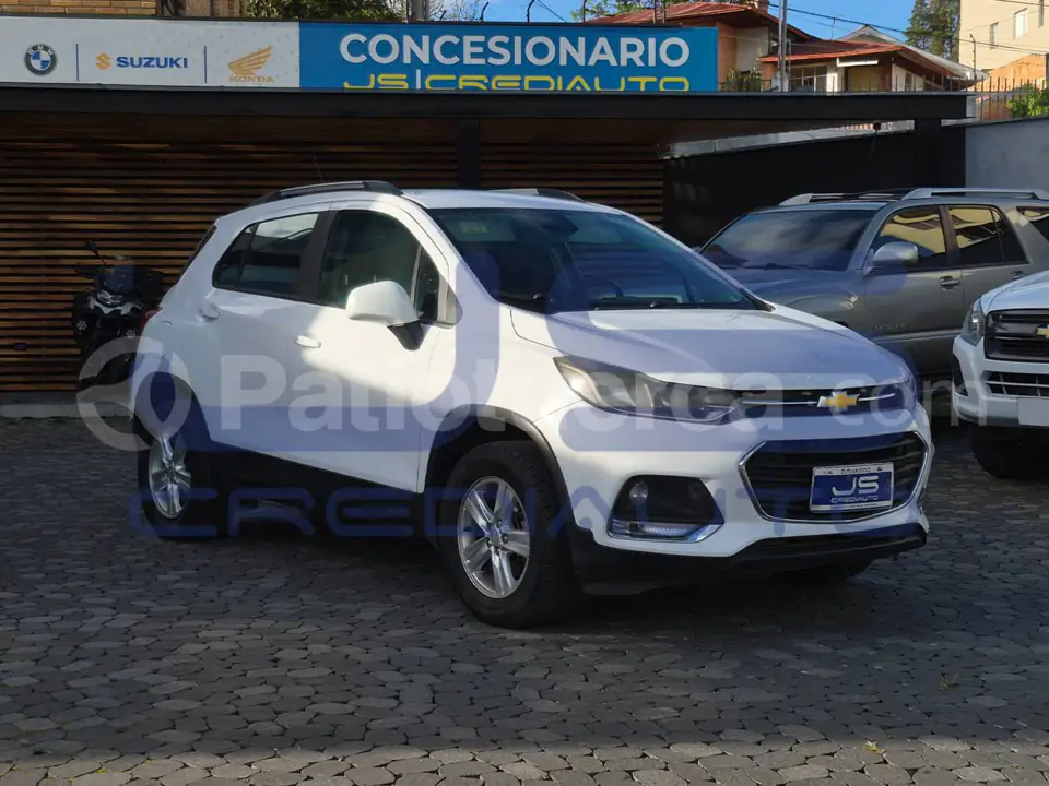 Foto 7 de Chevrolet Tracker LS