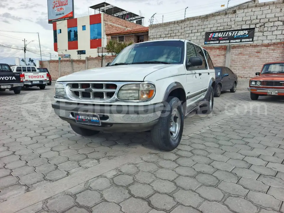 Foto 3 de Ford Explorer 5P