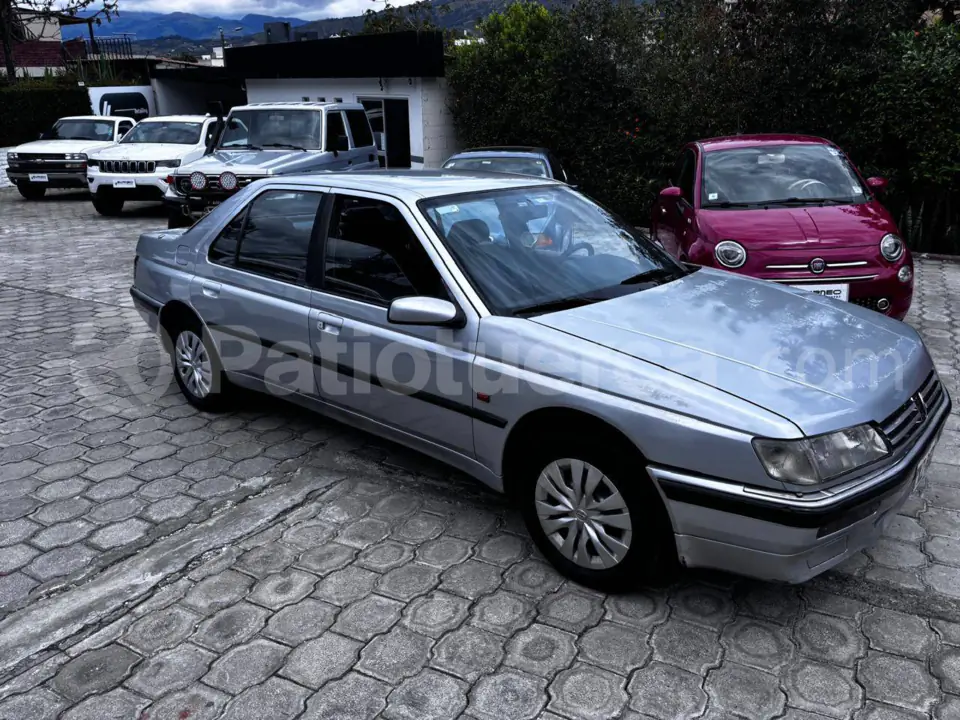 Foto 2 de Peugeot Berlina 605 SV 3.0