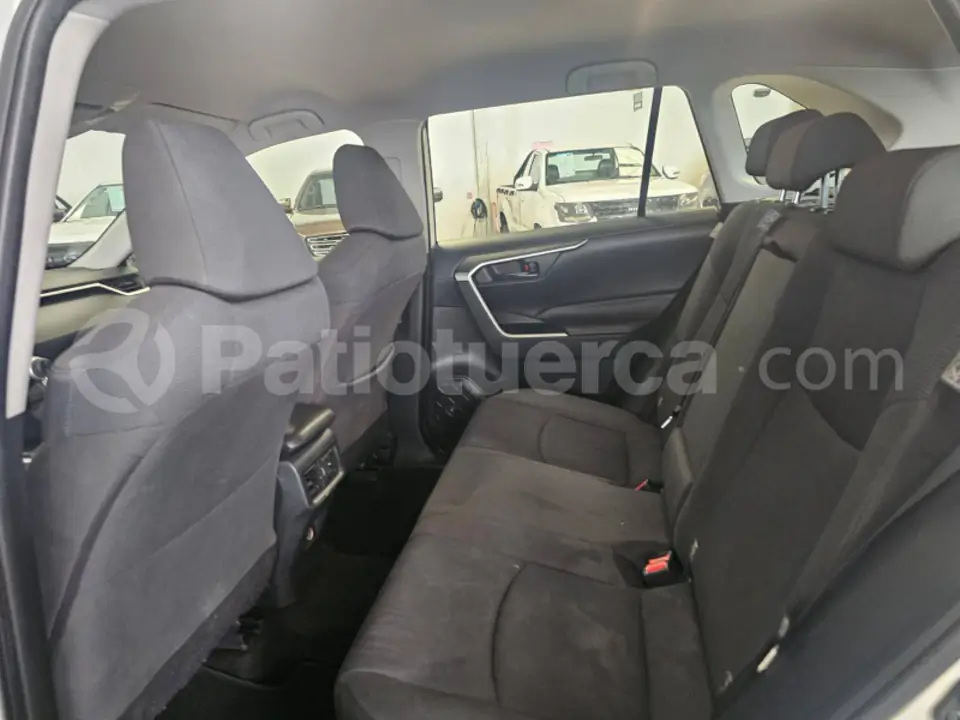 Foto 8 de Toyota RAV 4