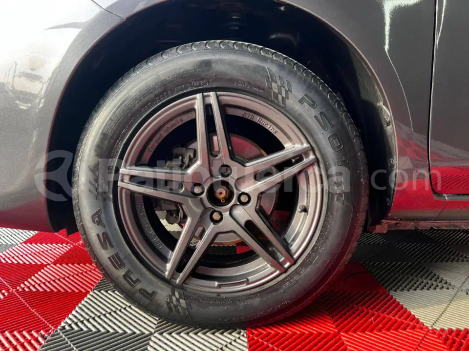 Foto 6 de Nissan Versa Sense