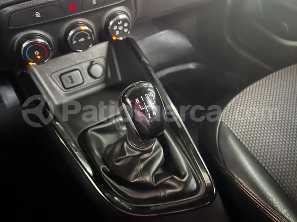 Foto 20 de Chevrolet ONIX