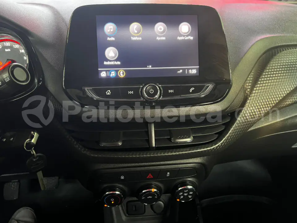 Foto 21 de Chevrolet ONIX