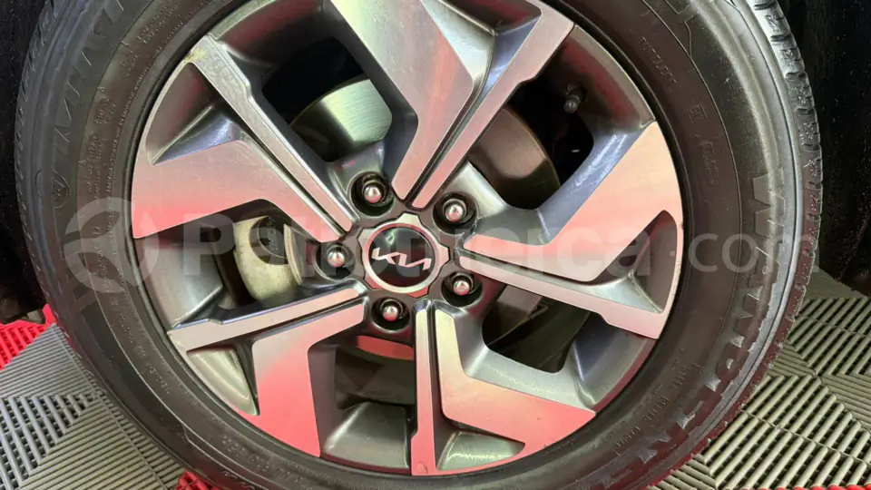 Foto 7 de Kia Sonet AC