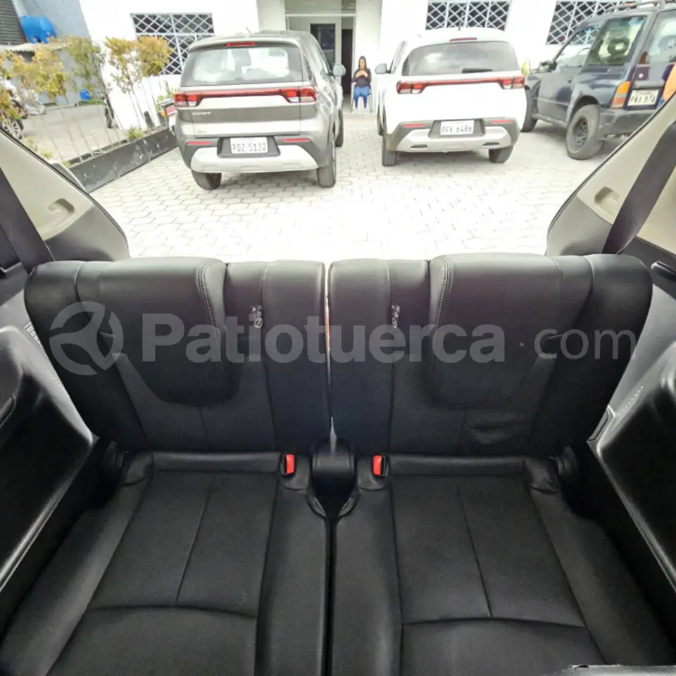 Foto 10 de Nissan XTRAIL EXCLUSIVE