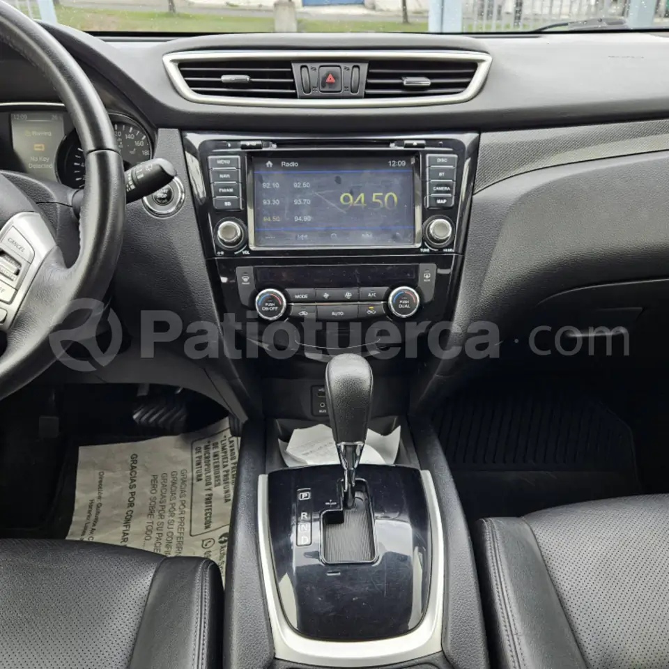 Foto 12 de Nissan XTRAIL EXCLUSIVE