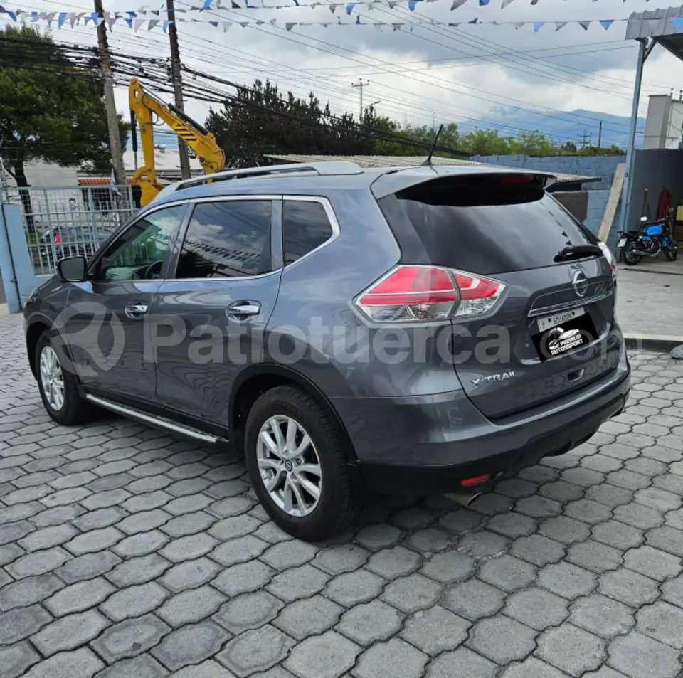 Foto 14 de Nissan XTRAIL EXCLUSIVE