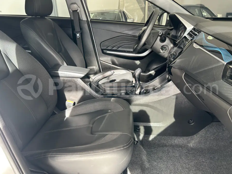 Foto 12 de Chery TIGGO 2 PRO