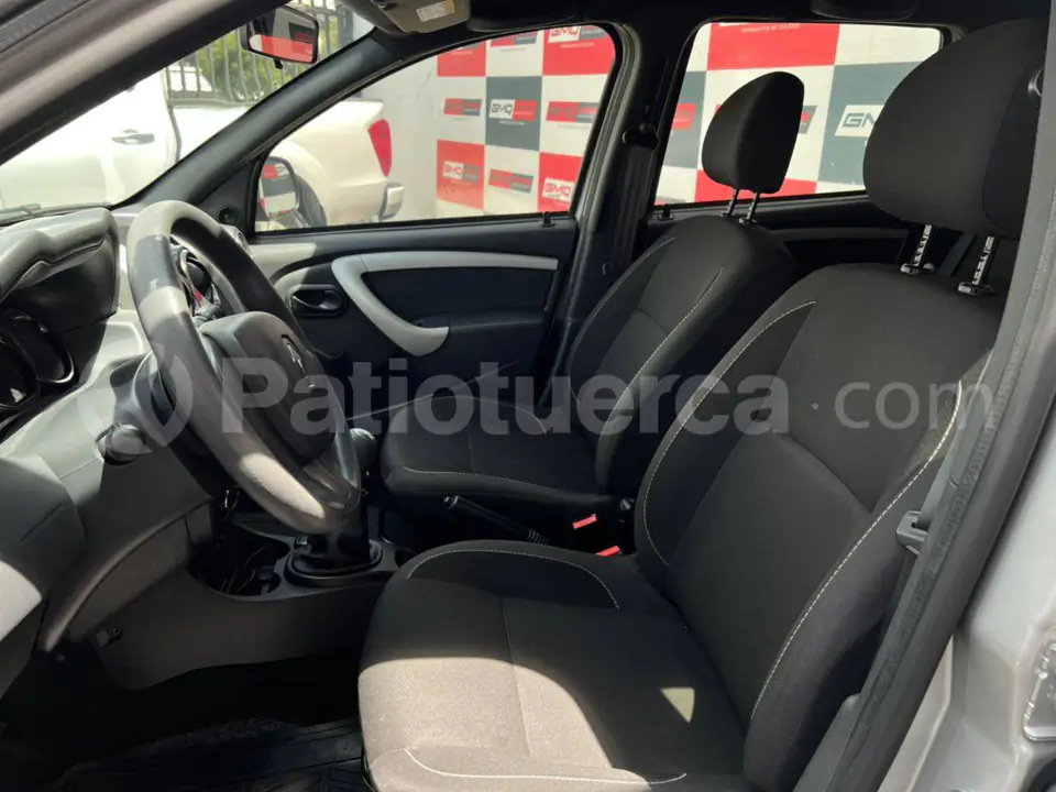 Foto 4 de Renault Sandero Zen