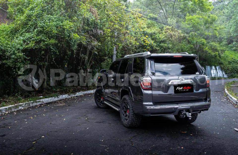 Foto 6 de Toyota 4Runner Limited