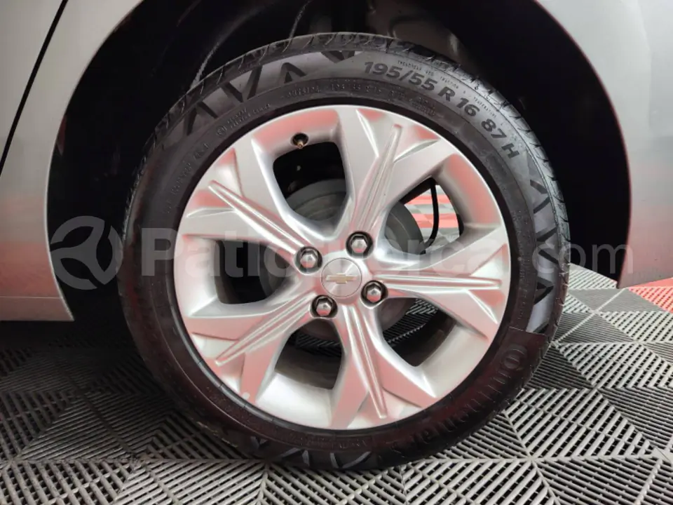 Foto 14 de Chevrolet ONIX LTZ TURBO