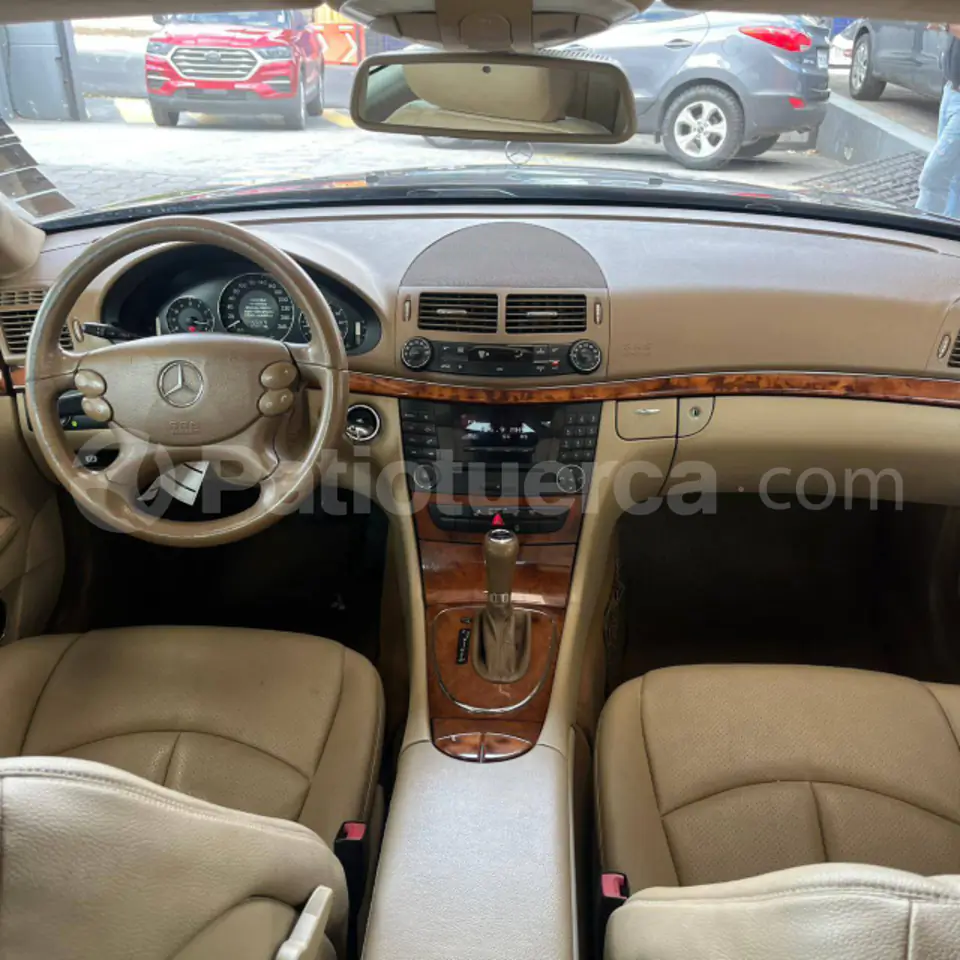 Foto 10 de Mercedes Benz E350