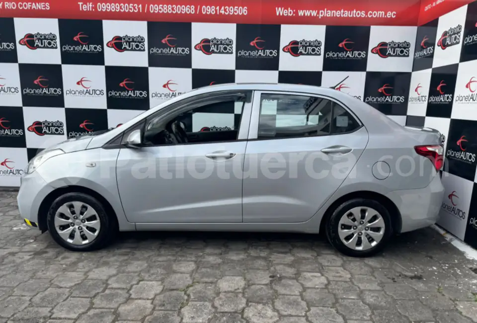 Foto 5 de Hyundai Grand I10 HB