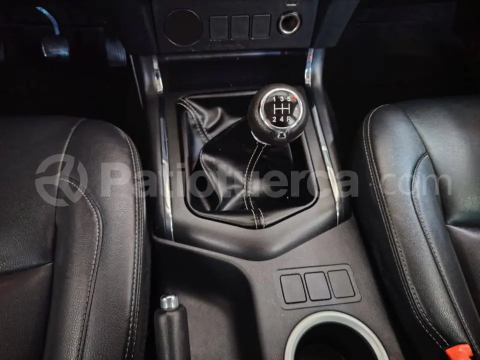 Foto 25 de DongFeng NEW RICH 6 4X2 GASOLINA