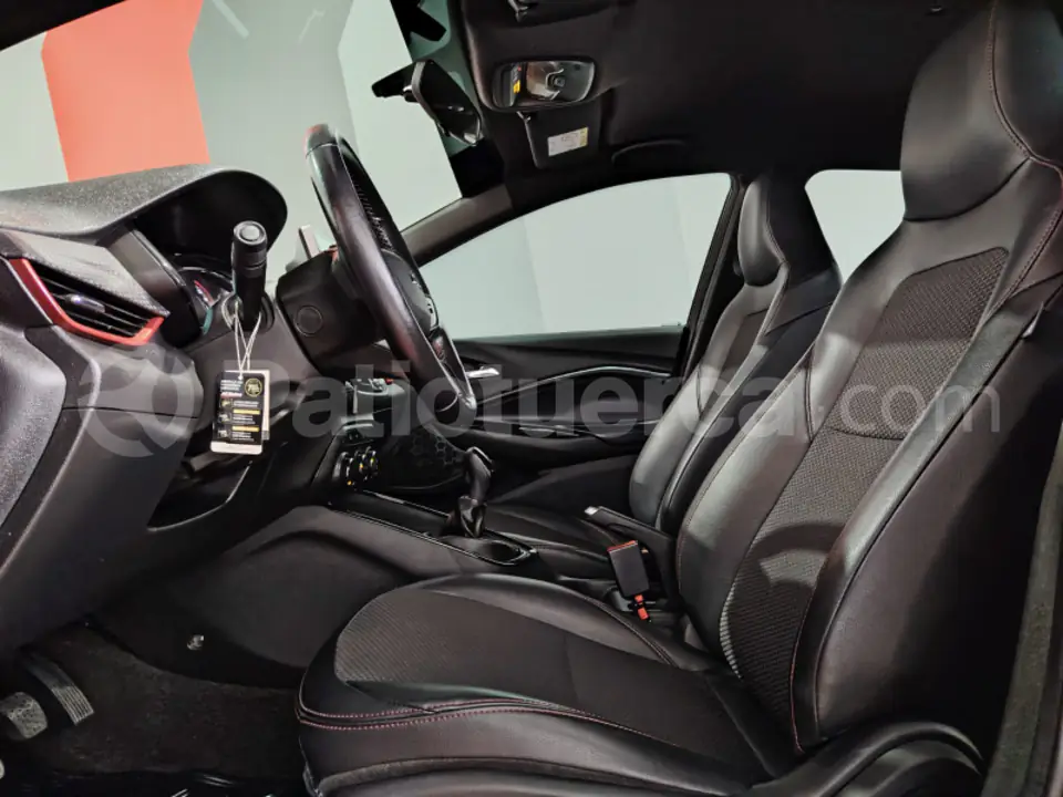 Foto 25 de Chevrolet ONIX RS