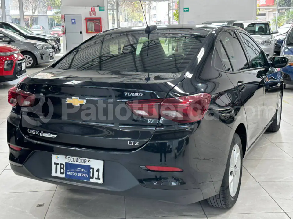 Foto 7 de Chevrolet ONIX LTZ TURBO