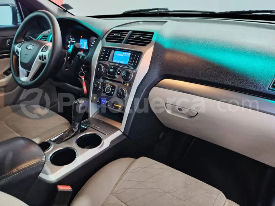 Foto 20 de Ford Explorer