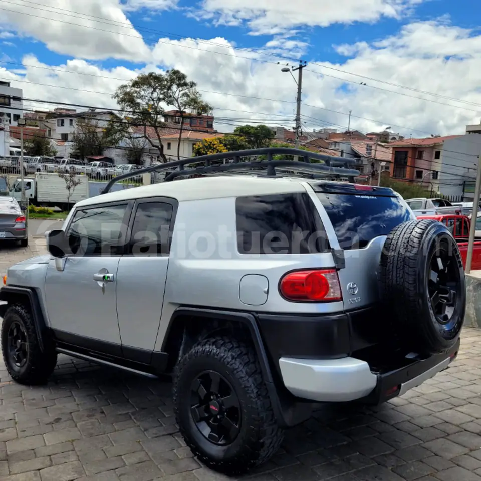 Foto 4 de Toyota FJ Cruiser