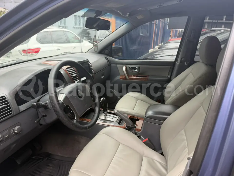 Foto 10 de Kia SORENTO 3.5L GSL AT 4X2