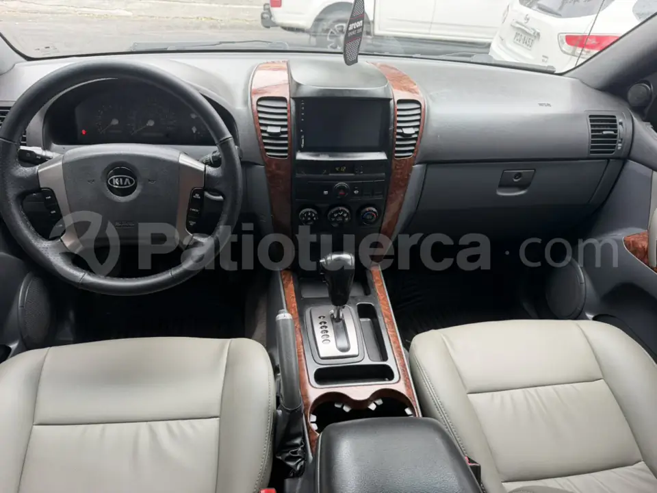Foto 11 de Kia SORENTO 3.5L GSL AT 4X2
