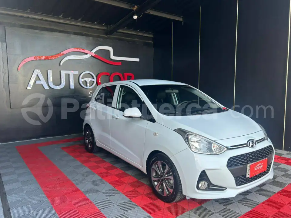 Foto 5 de Hyundai Grand i10 AI3 HB