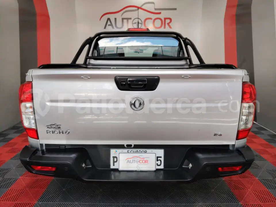 Foto 7 de DongFeng NEW RICH 6 4X2 GASOLINA
